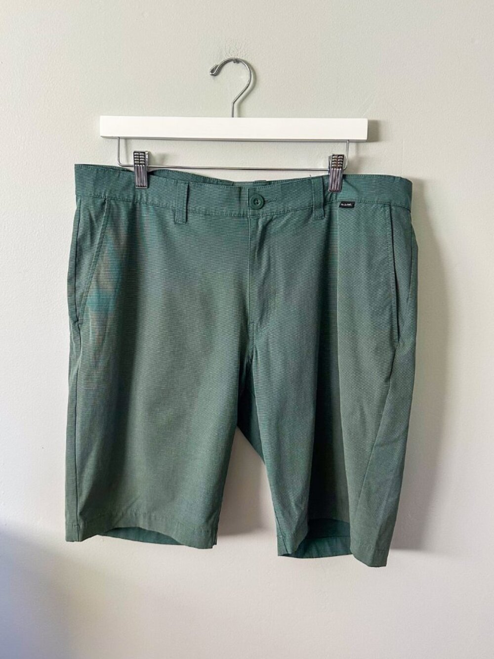 Travis Mathew Casual Shorts - Size 35